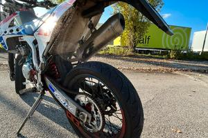 Motard fantic 125 2015