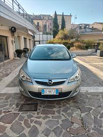 Opel Astra j 1700