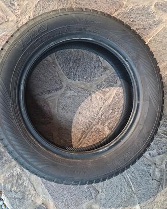 Gomme Yokohama