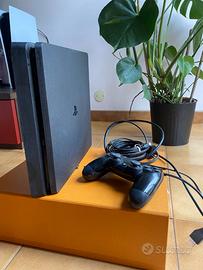 PlayStation 4 slim 500GB 1 joystick PS4