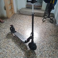  monopattino elettrico 