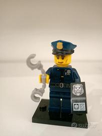 LEGO Minifigure serie 9
il Poliziotto