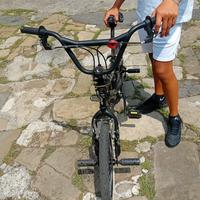 bicicletta bmx
