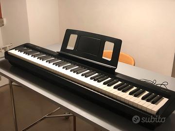 Roland FP-10 Stage Piano