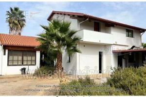 Albergo/Hotel Cabras [A4344863]