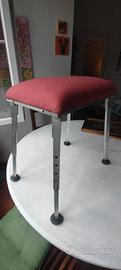 sgabello vintage con seduta morbida e regolabile