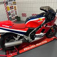 Honda VFR 1000 Sport