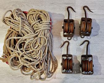 2Paranchi (o bozzelli) composti da 4Carrucole