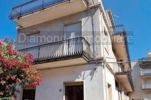 Casa indipendente bifamiliare a mascali
