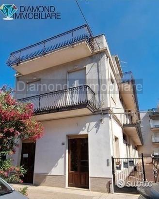 Casa indipendente bifamiliare a mascali