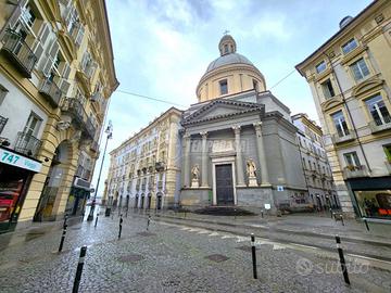 LOCALE COMMERCIALE DI 50 MQ A DUE PASSI DA PIAZZA