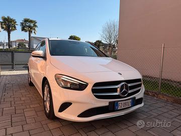 Classe b180benz sport Neopatentati ok