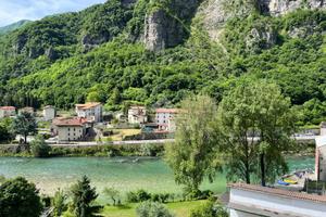 4 LOCALI A SAN NAZARIO