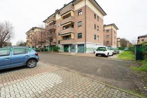 3 LOCALI A CASTELFRANCO EMILIA