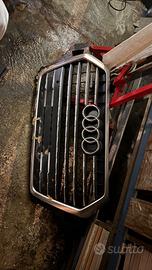 GRIGLIA ANTERIORE PARAURTI AUDI