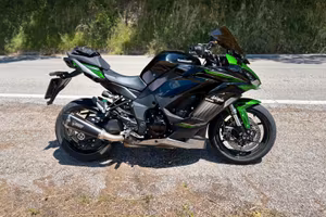 Kawasaki Ninja 1000 sx superaccessoriata!