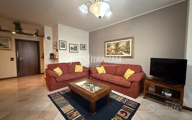 RIF. 024 - AMPIO QUADRILOCALE CON TERRAZZO