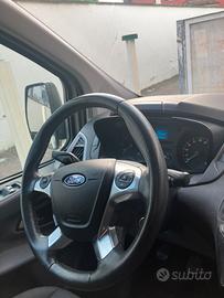 Ford Transit 9 posti + pedana disabile