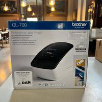Brother QL-700 Stampante per Etichette