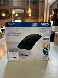 Brother QL-700 Stampante per Etichette