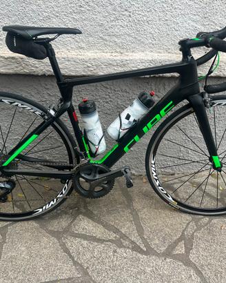 Bici da corsa in carbonio Cube