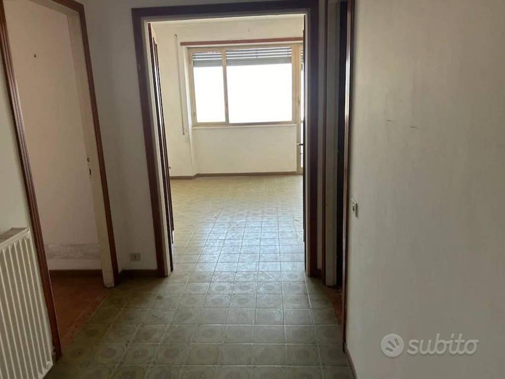 Appartamento – Latina, Villaggio Trieste - Vista 5