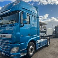 Trattore stradale DAF XF 530 con pres di forza ADR