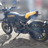 Ducati Scrambler - 2015