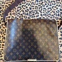 Louis Vuitton Abbesses Messanger