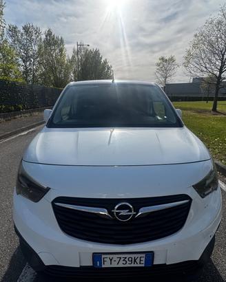 Opel Combo Cargo 1.6 Diesel PC 650kg