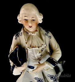 Capodimonte Biscuit statua antica collezione 1927