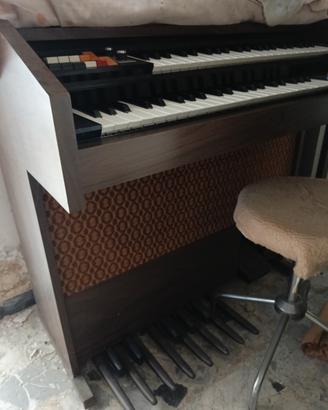 Organo vintage 