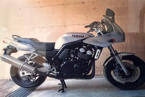 Sella originale Yamaha FZS 600
