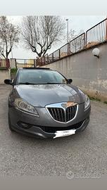 Lancia delta 1900 diesel