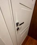 Porte laccate struttura legno Spissu finestre posa