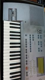 TASTIERA KORG IS40