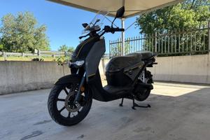 SUPER SOCO CPX VMOTO ELETTRICO L3 = 125cc 2 BATT