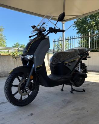 SUPER SOCO CPX VMOTO ELETTRICO L3 = 125cc 2 BATT