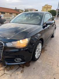 AUDI A1/S1 - 2012 adatta a neopatentati