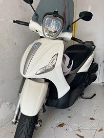 Piaggio Beverly 350