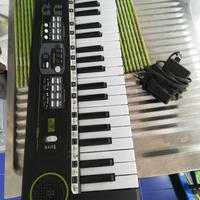 pianola bontempi con caricabatteria