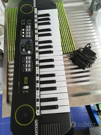 pianola bontempi con caricabatteria