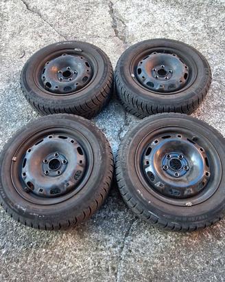 4 Cerchi VW 14" + Gomme 185/60 R14 invernali