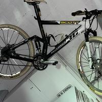 Bici Mountain bike professionale Scott