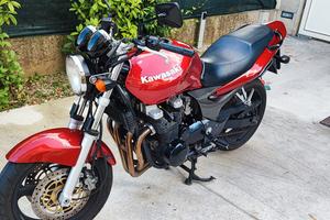 Kawasaki zr7 2003 rosso
