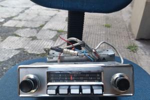 Autoradio epoca autovox FM top gamma anni 60