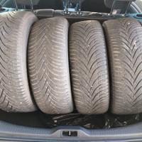 Gomme 205/50 R17 4 stagioni + cerchi in lega