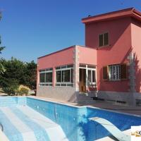 CARINI : SPLENDIDA VILLA CON PISCINA