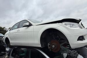 MERCEDES CLASSE C BERLINA RICAMBI USATI