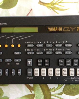 SEQUENCER YAMAHA QY10